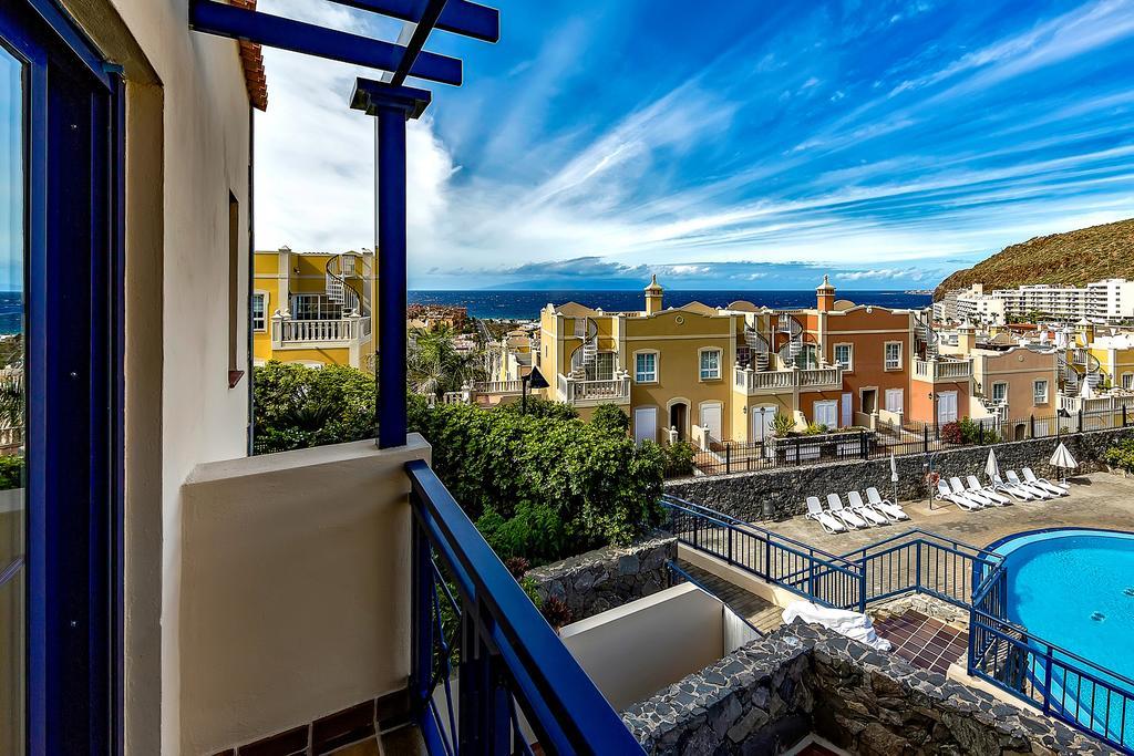 Beautiful House In Club De Mar Apartment Palm-mar Exterior photo